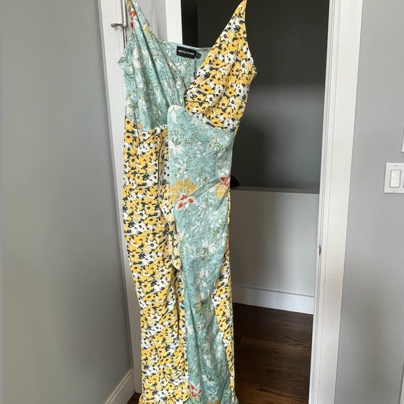 Pretty Little Thing Mixed Print Midi Dress - Picture 3 of 5